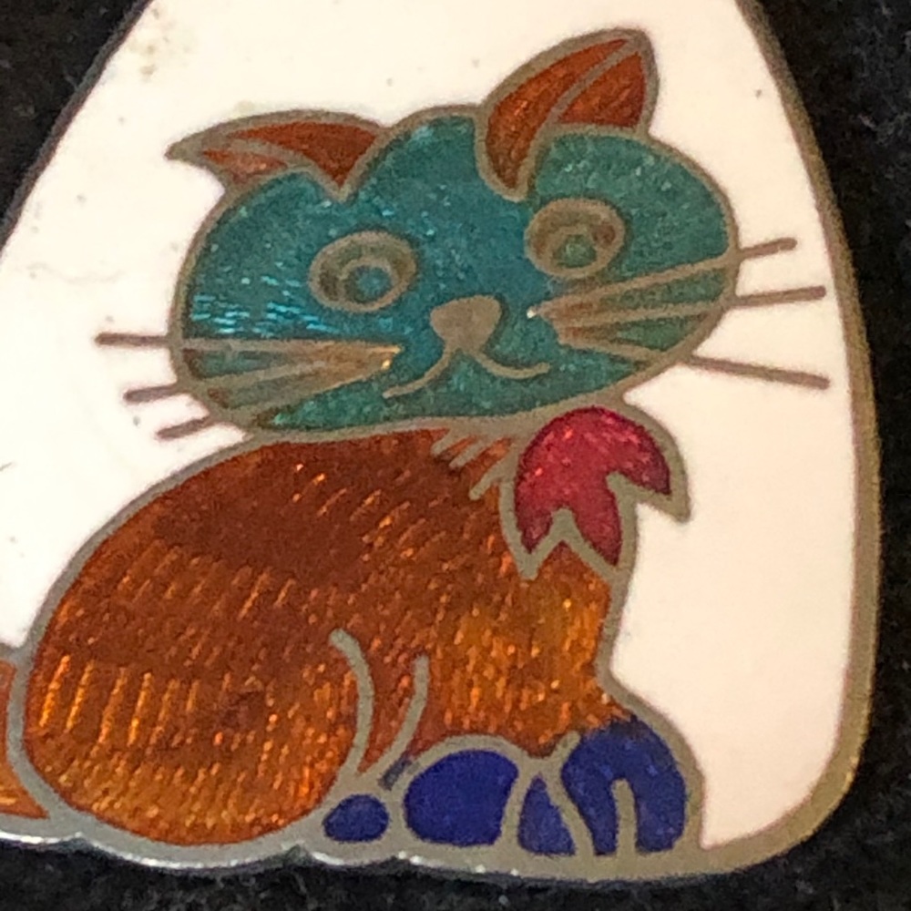 Cat pierced drop earrings cloisonné whimsical - Picture 2 of 6